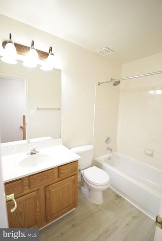 15290 BARNABAS TRL, Woodbridge, VA 22193