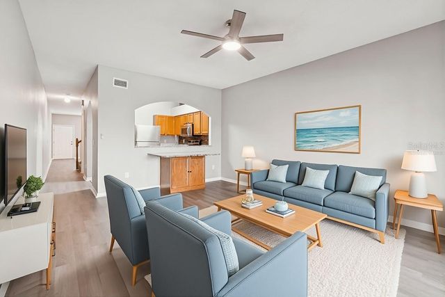 18214 PARADISE POINT DRIVE, Tampa, FL 33647