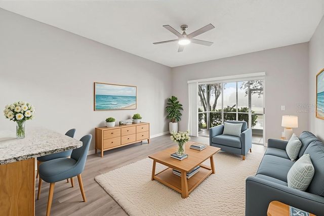 18214 PARADISE POINT DRIVE, Tampa, FL 33647