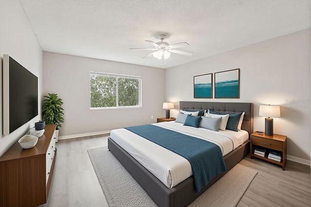 18214 PARADISE POINT DRIVE, Tampa, FL 33647