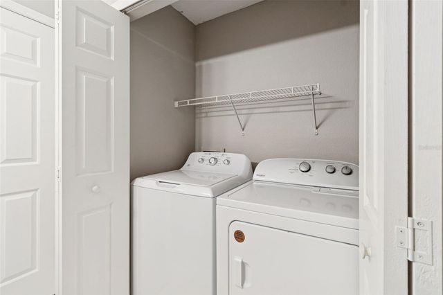 18214 PARADISE POINT DRIVE, Tampa, FL 33647