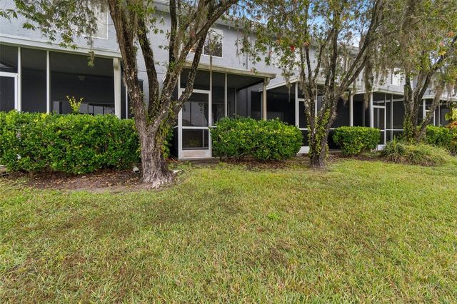 18214 PARADISE POINT DRIVE, Tampa, FL 33647