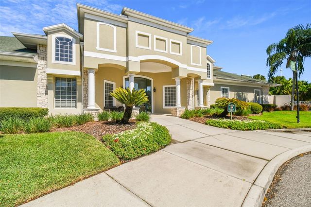 18214 PARADISE POINT DRIVE, Tampa, FL 33647