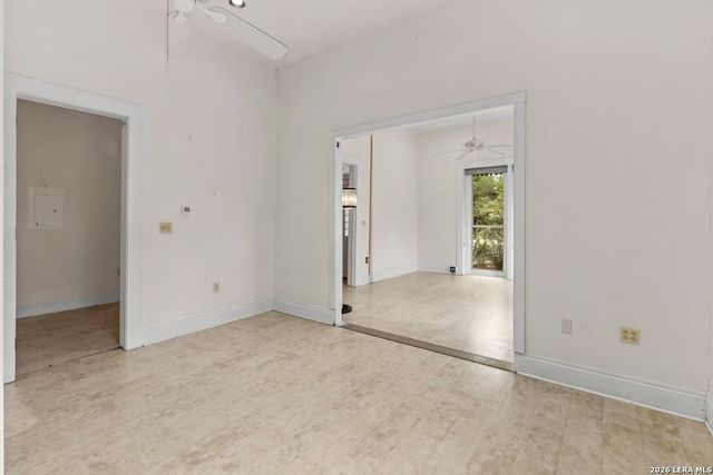1012 N FLORES ST, San Antonio, TX 78212