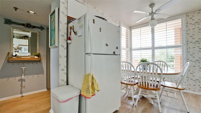 4570 PINEBROOK CIRCLE 302, Bradenton, FL 34209