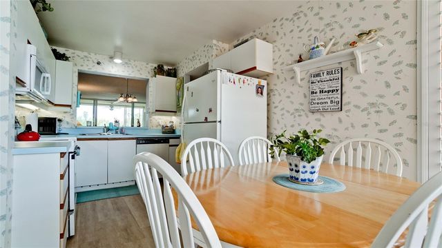 4570 PINEBROOK CIRCLE 302, Bradenton, FL 34209