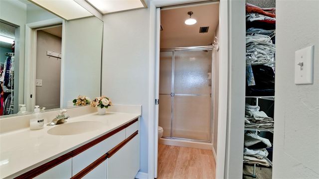 4570 PINEBROOK CIRCLE 302, Bradenton, FL 34209