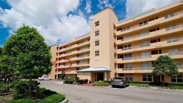 4570 PINEBROOK CIRCLE 302, Bradenton, FL 34209