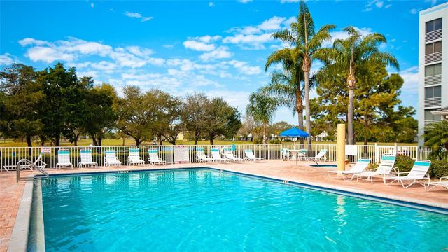 4570 PINEBROOK CIRCLE 302, Bradenton, FL 34209