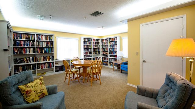 4570 PINEBROOK CIRCLE 302, Bradenton, FL 34209