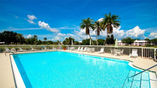 4570 PINEBROOK CIRCLE 302, Bradenton, FL 34209
