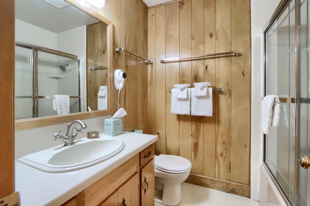 Image 14 of property listing at 2580 River Road, Wawona, CA 95389