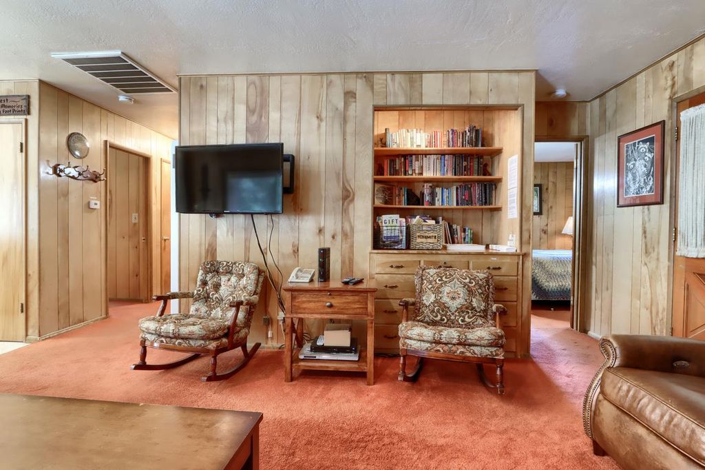 Image 4 of property listing at 2580 River Road, Wawona, CA 95389