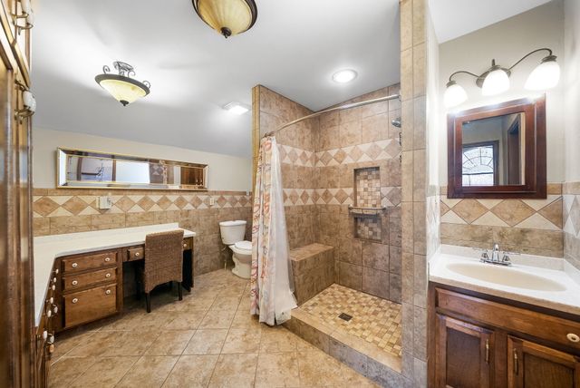369 Holiday Acres Dr, Springville, TN 38256