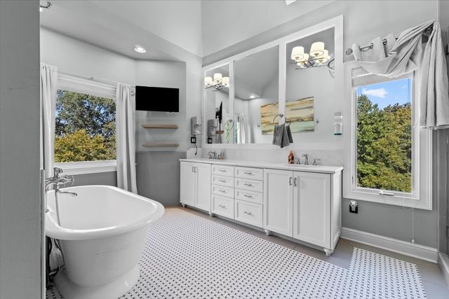 508 Chippenham Ct, Franklin, TN 37069