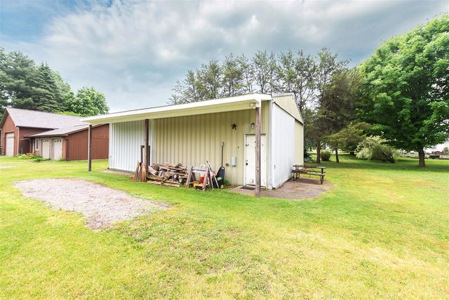 4338 Swarthout Road, Pinckney, MI 48169