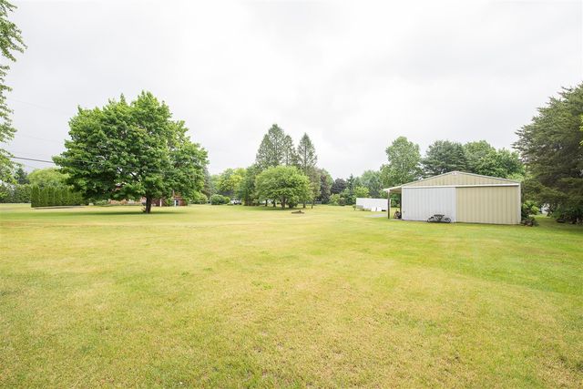 4338 Swarthout Road, Pinckney, MI 48169