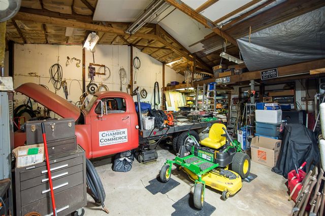 4338 Swarthout Road, Pinckney, MI 48169