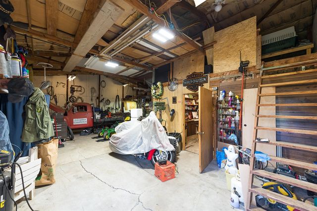 4338 Swarthout Road, Pinckney, MI 48169