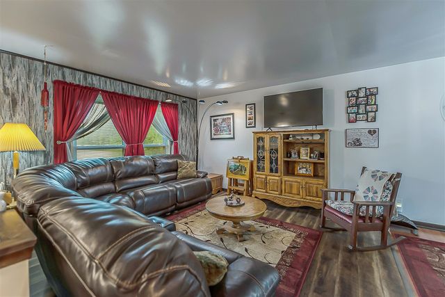 4338 Swarthout Road, Pinckney, MI 48169