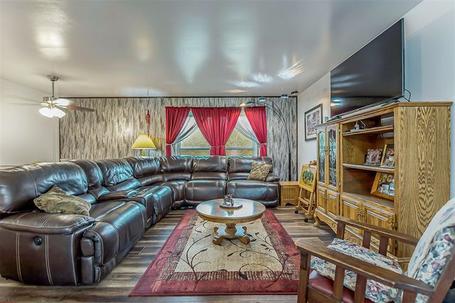 4338 Swarthout Road, Pinckney, MI 48169