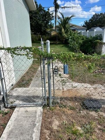 849 SW Bayshore Boulevard, Port St. Lucie, Port St Lucie, FL 34983