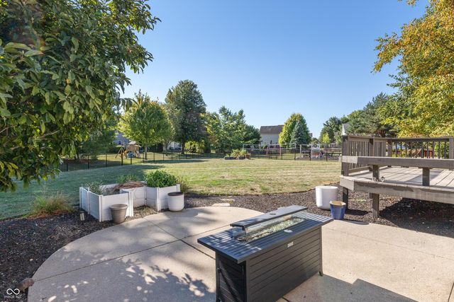 821 Harvest Lake Drive, Brownsburg, IN 46112