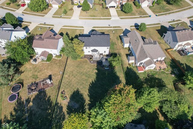 821 Harvest Lake Drive, Brownsburg, IN 46112