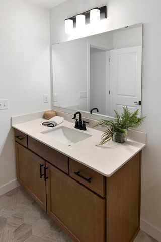 13785 Hollybrook Circle, Apple Valley, MN 55124