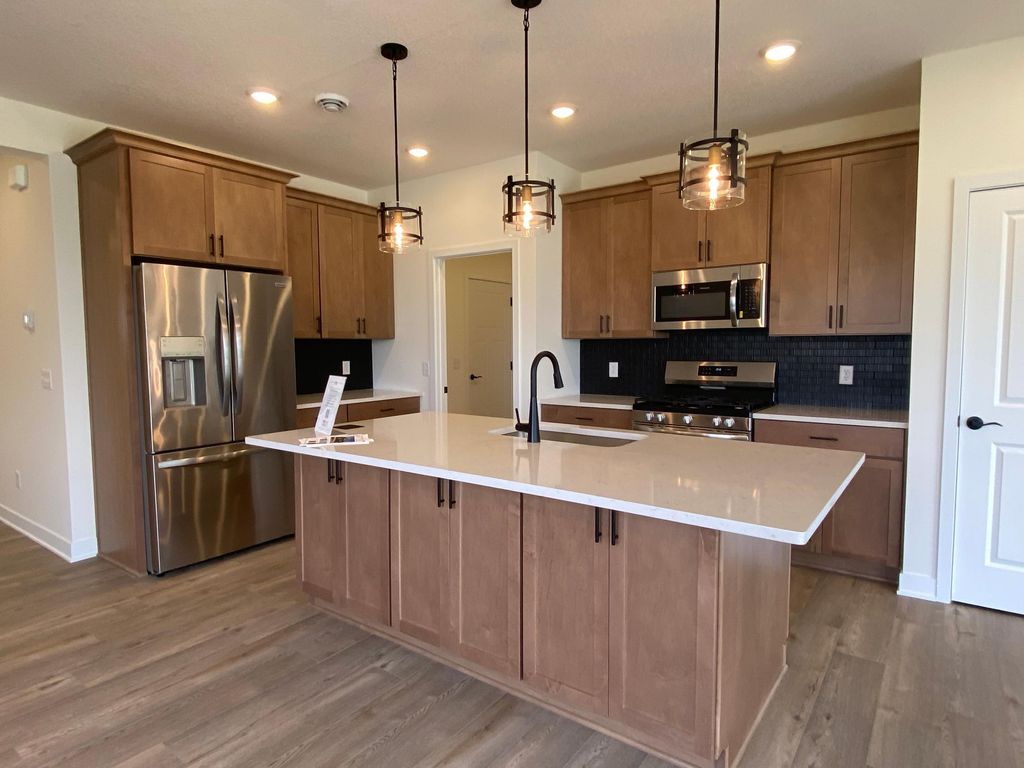 13785 Hollybrook Circle, Apple Valley, MN 55124 — photo 4