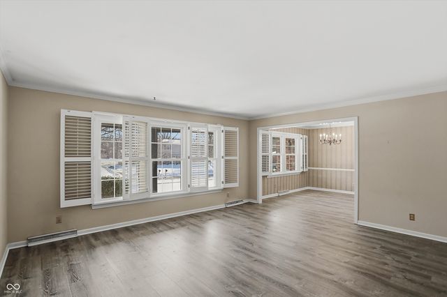 7812 Buckskin Drive, Indianapolis, IN 46250