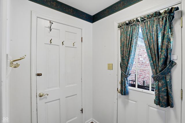 7812 Buckskin Drive, Indianapolis, IN 46250