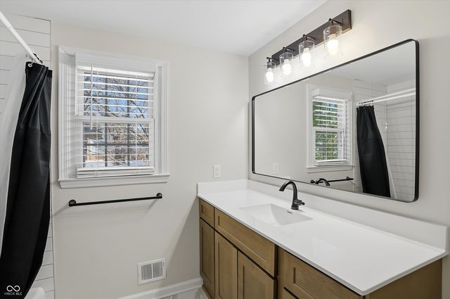 7812 Buckskin Drive, Indianapolis, IN 46250