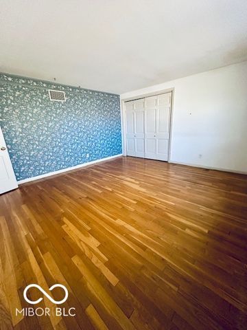 7812 Buckskin Drive, Indianapolis, IN 46250