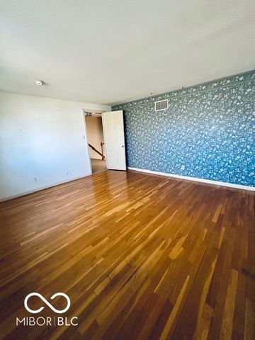 7812 Buckskin Drive, Indianapolis, IN 46250