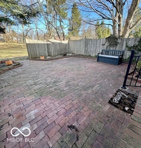 7812 Buckskin Drive, Indianapolis, IN 46250