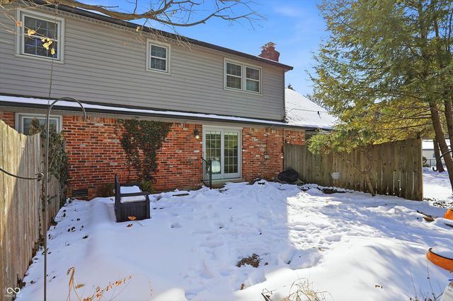 7812 Buckskin Drive, Indianapolis, IN 46250