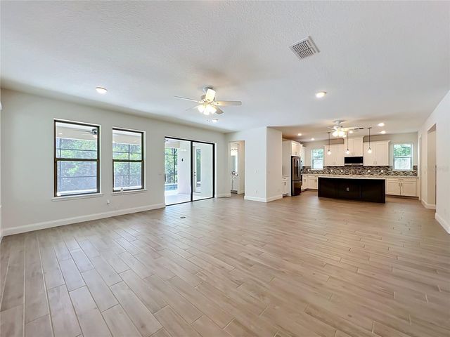8409 VIVARO ISLE WAY, Windermere, FL 34786