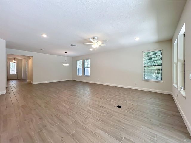 8409 VIVARO ISLE WAY, Windermere, FL 34786