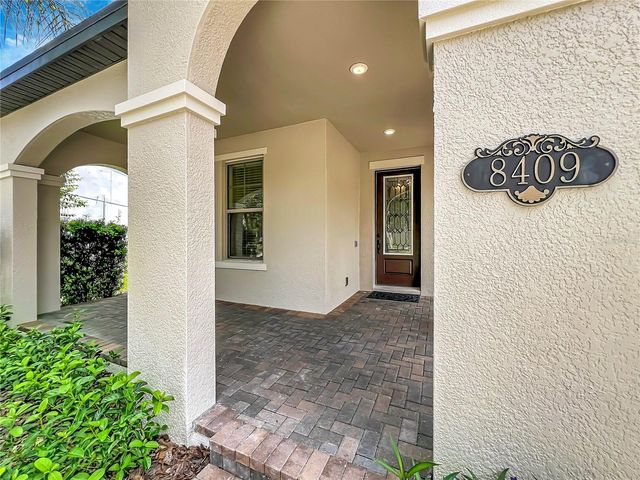 8409 VIVARO ISLE WAY, Windermere, FL 34786