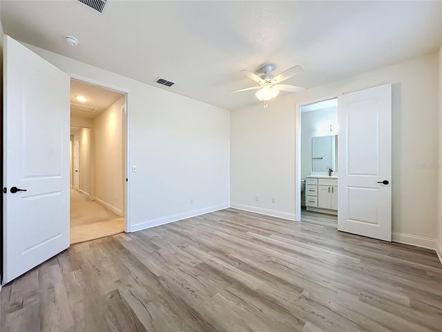 8409 VIVARO ISLE WAY, Windermere, FL 34786