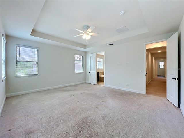 8409 VIVARO ISLE WAY, Windermere, FL 34786