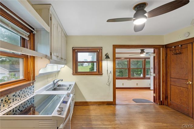 2870 State Route 48, Minetto, NY 13126