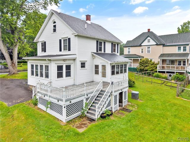 2870 State Route 48, Minetto, NY 13126