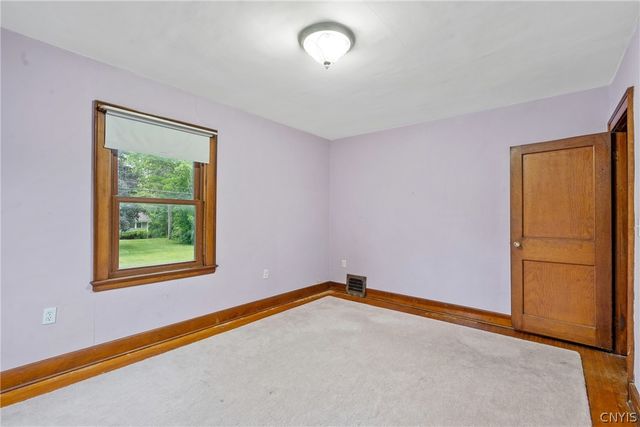 2870 State Route 48, Minetto, NY 13126