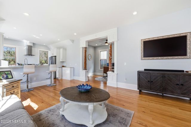 1614 N MARKET Street, Jacksonville, FL 32206