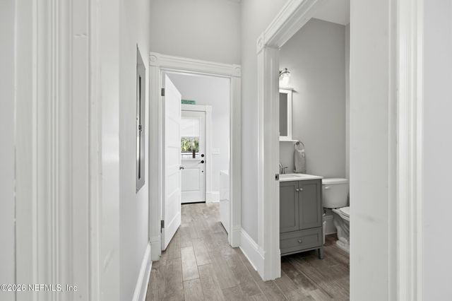 1614 N MARKET Street, Jacksonville, FL 32206