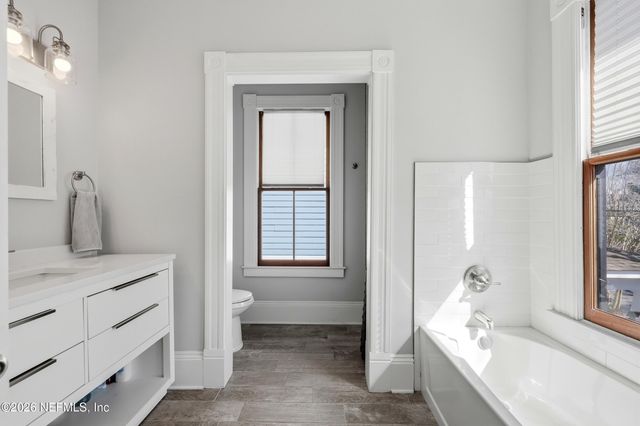 1614 N MARKET Street, Jacksonville, FL 32206