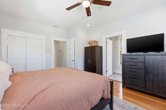 1614 N MARKET Street, Jacksonville, FL 32206