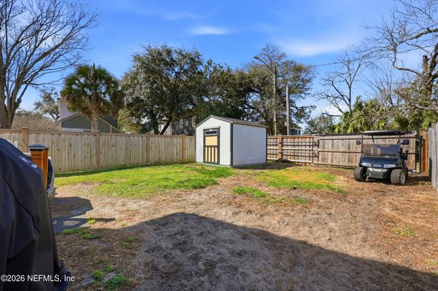 1614 N MARKET Street, Jacksonville, FL 32206